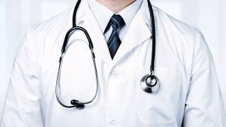 Лекар отива на съд за смъртта на петгодишно дете