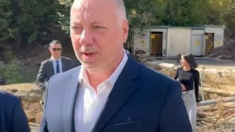 Премиерът от „Елените“: „Язовири и каскади“ ще обследва корекцията на реката