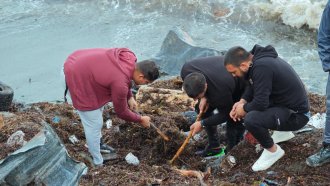 Ирония на съдбата: Треска за кални пари на плажа в Царево