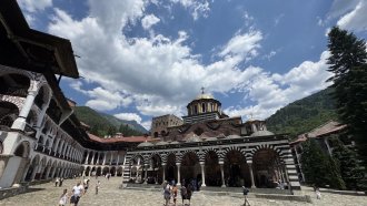 България почита закрилника си Св. Иван Рилски, покровител на лекарите и миньорите