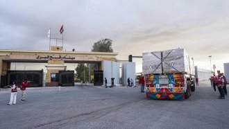Трима висши катарски служители загинаха напът за срещата, на която ще се подпише мирната сделка за Газа