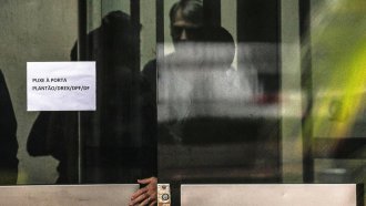 Най-висшият бразилски съд реши да остави в ареста Жаир Болсонаро