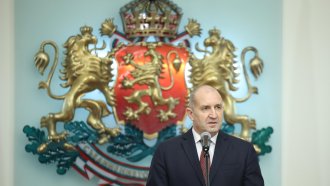 Президентът: Това е провокация на мафията. Изходът e оставка и предсрочни избори