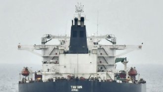 Европейски държави за първи път попречиха на руски „зомби“ танкер да влезе в Балтийско море