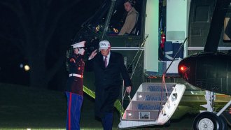 Над половината американци смятат, че Тръмп е „отишъл твърде далеч“ с военната сила срещу Венецуела