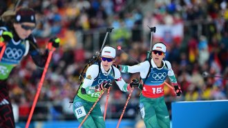 Лора Христова пак влезе в топ 15 в биатлона на Олимпиадата