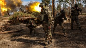 The Telegraph: Руски командири изнудват за десетки хиляди долари войници, за да не ги пращат на щурмови мисии