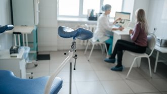 Клипове от гинекологичен кабинет в София също са качени в порносайтове