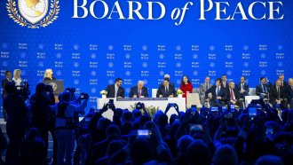 Откривайки своя Съвет за мир, Тръмп обеща да даде пари на ООН, за да я направи по-жизнеспособна