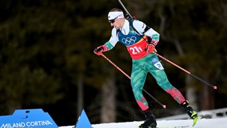 Само един от българските биатлонисти се доближи до топ 20 в индивидуалния старт