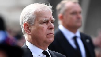 Андрю, братът на британски крал, е арестуван заради аферата „Епстийн“