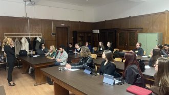 Мария Цънцарова ще чете лекции по политическа журналистика в Софийския университет