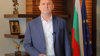 Радев внася за регистрация „коалиция с ясно име“ до 4 март