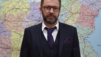 Регионалният министър уволни шефа на АПИ, натрупал сметка за милиарди за седмици