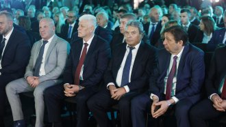 Хората зад Радев: Партийни номади, кадри на президентството, местни бизнесмени и спортисти