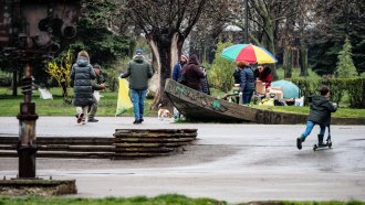 Пролетно почистване и залесяване в София