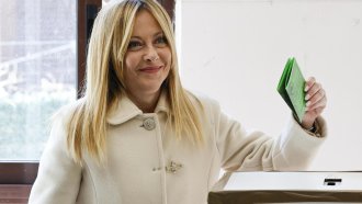 „Не“-то на предложената реформа на съдебната система в Италия води с малка преднина