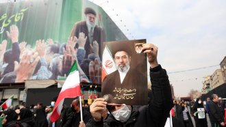 Продължителен блокаж на Ормузкия проток и клетва за отмъщение – какво каза Хеменей-син в първото си обръщение