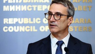 Кабинетът не обсъжда сваляне на ДДС и таван на цените, но ще се бори срещу инфлацията