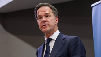 Генералният секретар на НАТО посети Скопие в разгара на близкоизточната криза