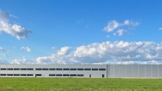 „Либхер“ влага  90 млн. евро в завод за компоненти на аерокосмическата индустрия