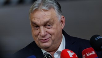 Близки до Орбан бързат да изнесат богатството си от Унгария след загубата на изборите