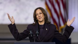 Камала Харис обмисля участие в президентските избори през 2028 г.