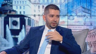 Слави Василев: За първи път имаме премиер, опълчил се на президента на САЩ