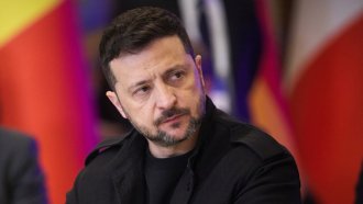 Украйна е поразила два танкера от „сенчестия флот“ в близост до пристанище в Новоросийск