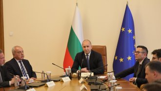 Речникът на новата власт. Радев не назова нито веднъж ЕС, НАТО или който да е военен конфликт