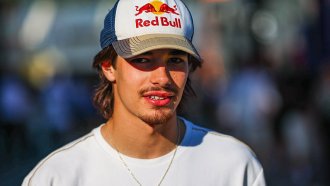 С Никола Цолов не е говорено за Формула 1, казаха от Racing Bulls
