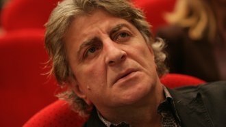 Събедната сага с уволнението на Александър Морфов приключи: Връща се в Народния театър