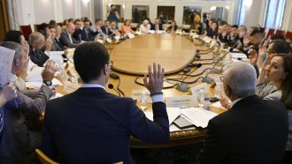 Държавният дълг за граждани ще тръгне чак през 2028 г.