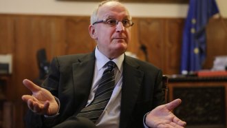 За нов президент на Унгария е избран бивш шеф на Върховния съд