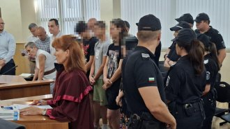 Зловещо: Мъжът молил за пощада час, докато тийнейджъри се гаврили и пребивали до смърт