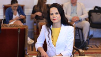 „Експертизата ще бъде запазена“. Ивкова защити реформата пред депутатите и засегнатите