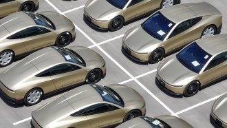 Десетки роботаксита на Tesla вече са по улиците на Остин
